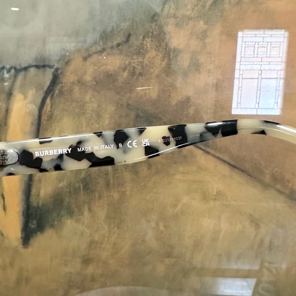 🌹BURBERRY🌹 Charlotte B4315 Beige Tortoise Sunglasses - Picture 7 of 14